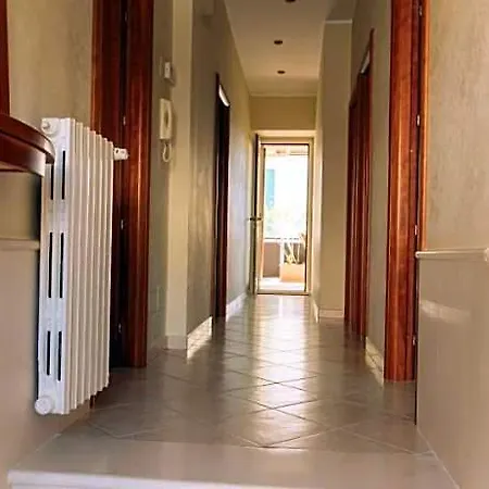 Apartment Flat With High Speed Internet *