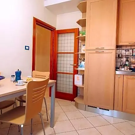 Flat With High Speed Internet Apartment *