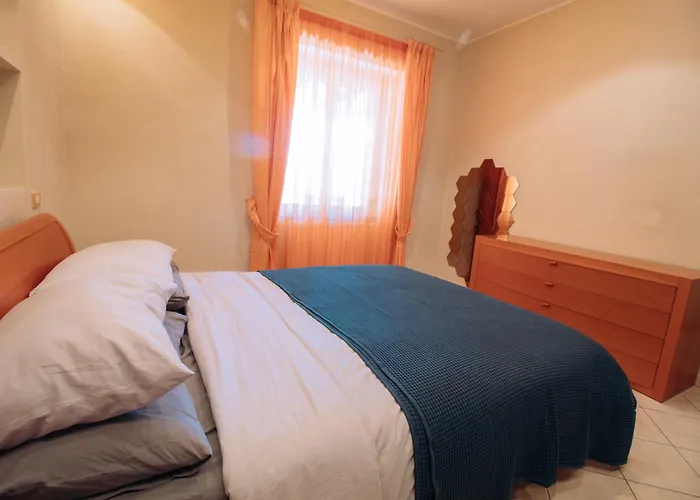 Flat With High Speed Internet *